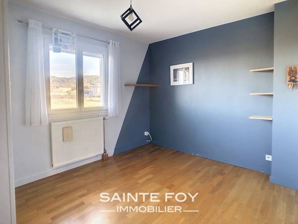 2023617 image6 - Sainte Foy Immobilier - Ce sont des agences immobilières dans l'Ouest Lyonnais spécialisées dans la location de maison ou d'appartement et la vente de propriété de prestige.