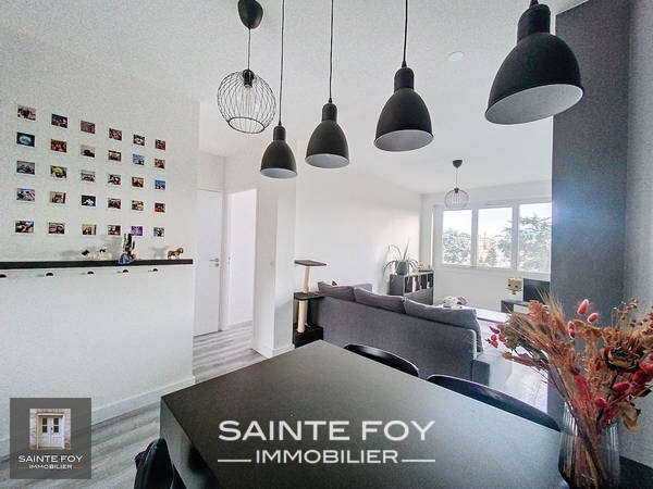 2025611 image4 - Sainte Foy Immobilier - Ce sont des agences immobilières dans l'Ouest Lyonnais spécialisées dans la location de maison ou d'appartement et la vente de propriété de prestige.